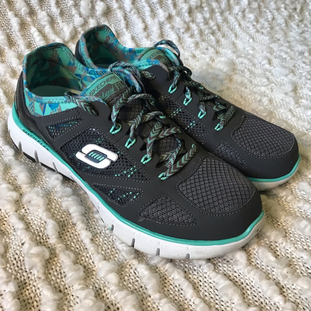 Sketchers Relaxed Fit Skech-Flex Ultimate Reality